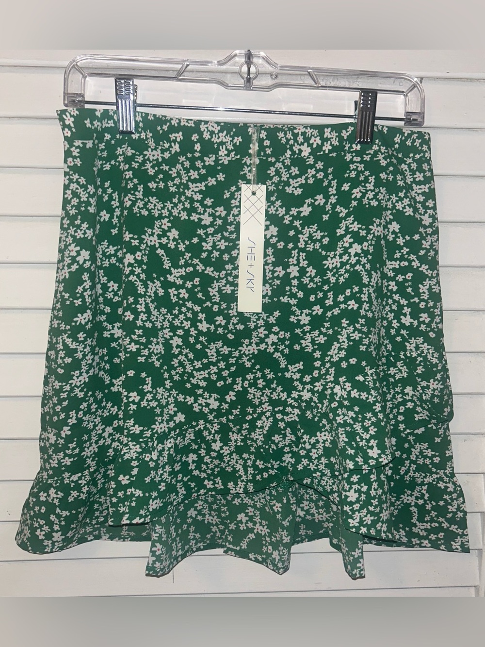 She + Sky Green Floral Mini Skort NWT Ruffle Hem High Waist Spring Summer L